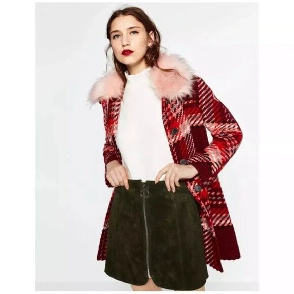 Zara Green Suede Zip Up Mini Skirt